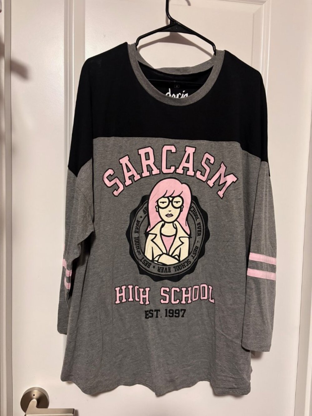Torrid Daria Sarcasm Classic Fit Cotton Varsity Jersey Tee Plus Size 4/4X NWT